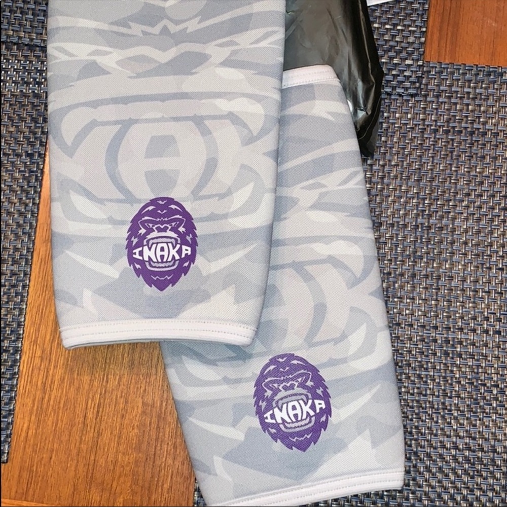 Inaka knee sleeves